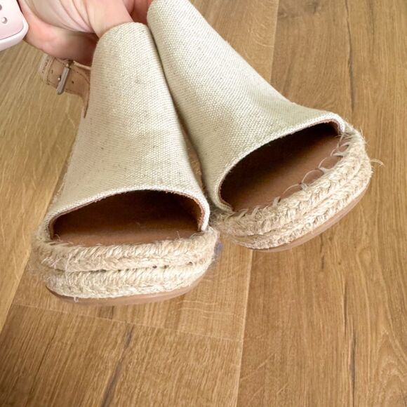 TOMS Monica Natural Canvas Wedge Heel | Size 7 - Picture 6 of 7